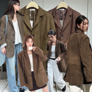Suede brown blazer🤎🧸(790฿) mo.studio ‼️พร้อมส่ง‼️ เสื้อเบลเซ…
