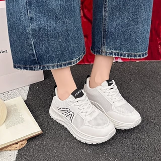 JSNB !NEW!รองเท้าผ้าใบ ทรงสปอร์ตระบายอากาศพื้นนุ่มเดินสบายเสริมส้นเพิ่มความสูง 4ซม. ทนทาน ใส่เที่ยว ใส่ทำงานได้ [LN9020]