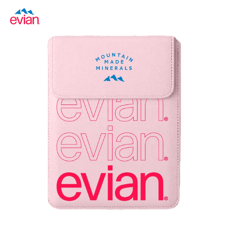 (GWP) SOF สินค้าสมนาคุณ งดจำหน่าย Evian Laptop Sleeve