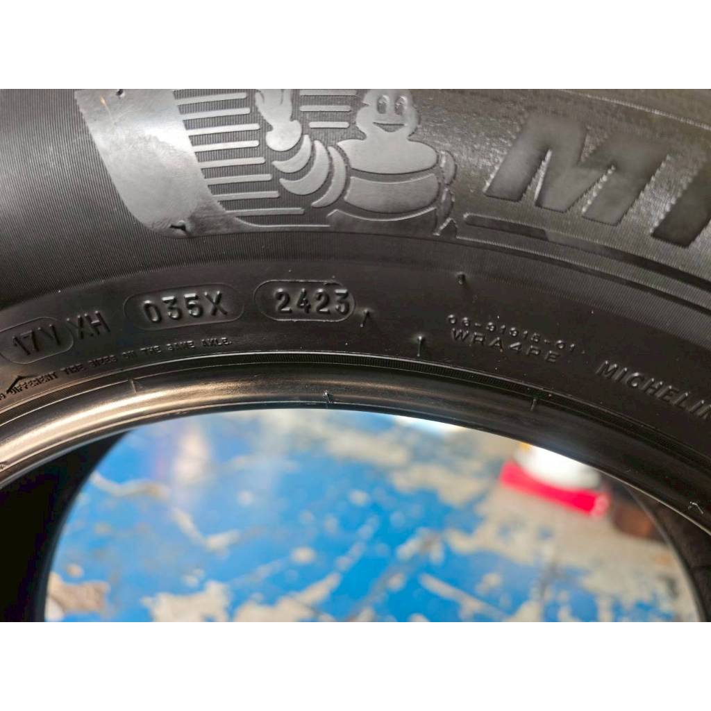 ยางเปอร์เซ็นต์ Michelin ขนาด 225 60 R17 ปี23 ราคา 473 บาท