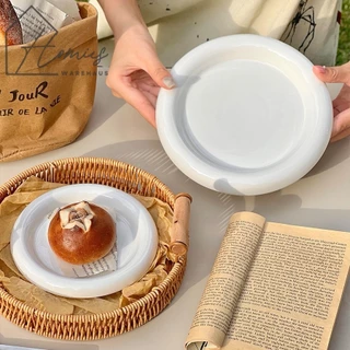 【พร้อมส่ง】🍽️ จานเซรามิก ขอบหนา มินิมอล สีขาว มี 2 ขนาด อย่างดี สไตล์คาเฟ่ เกาหลี เข้าไมโครเวฟได้ จานใส่เค้ก จานทรงกลม