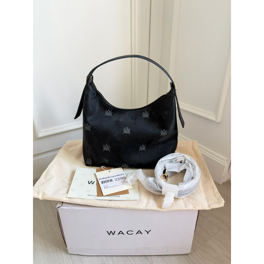 ส่งต่อ กระเป๋า WACAY - Mini Monogram Bag สีดำ