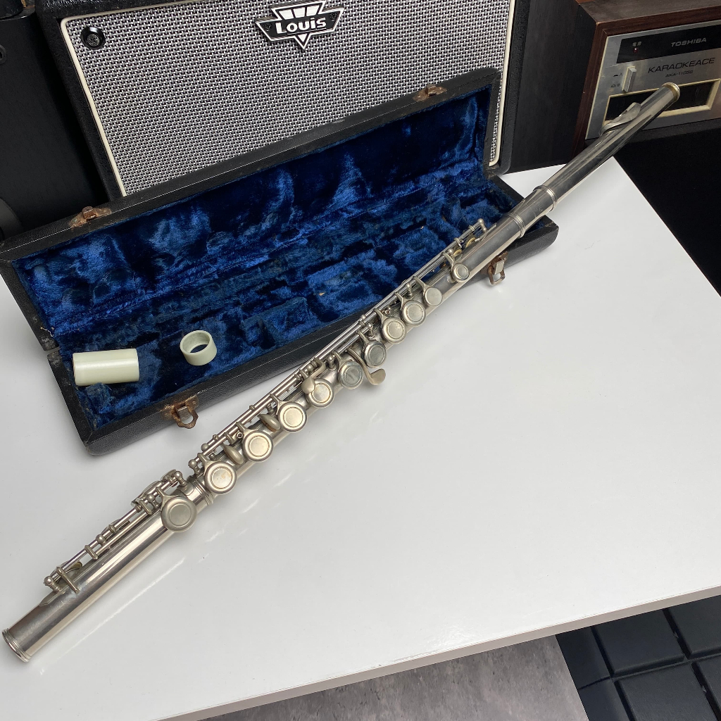 ฟลูต Flute 🪈 ยี่ห้อ Flute Hernals Tokyo Japan S100 🇯🇵  สภาพมือสอง