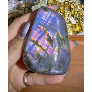 ลาบราโดไรท์สีม่วง (Purple Labradorite) หินพ่อมด หินเวทมนตร์ …