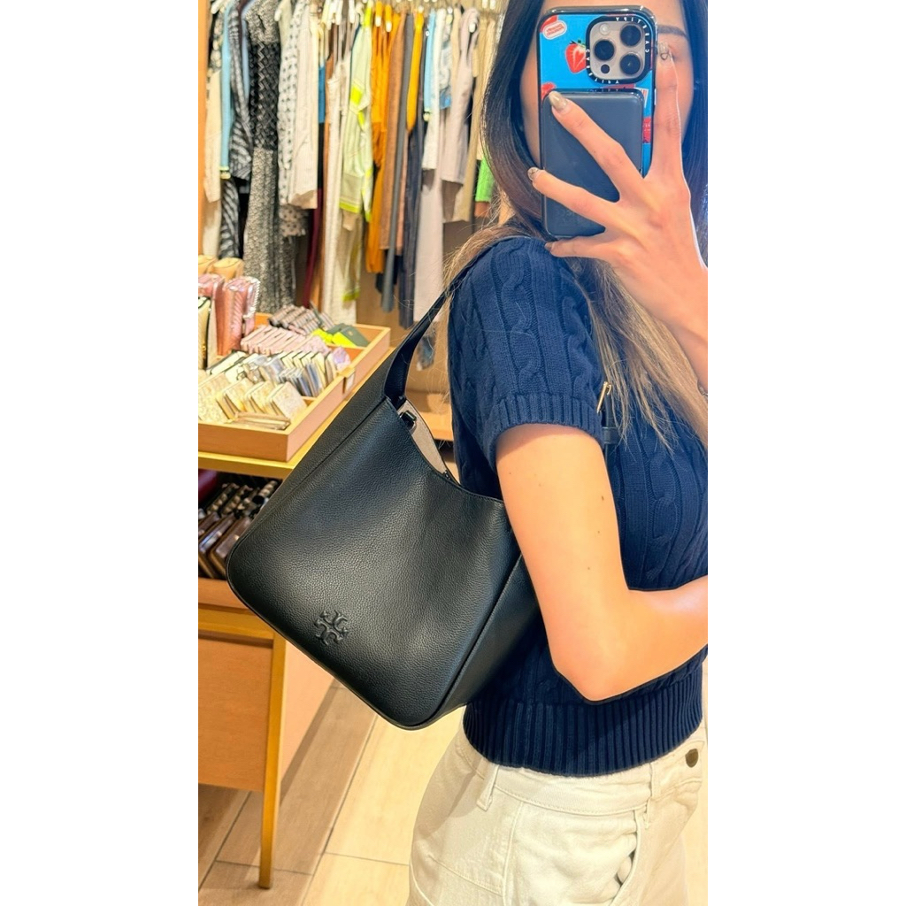 🧡ร้านโค้ดคุ้ม🧡รุ่นใหม่ Thea Small Slouchy Shoulder Bag