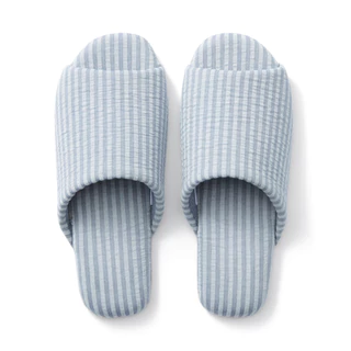 MUJI มูจิ สลิปเปอร์ รองเท้าเดินในบ้าน ผ้าริ้ว ออกแบบมาให้พอดีเท้าใส่สบาย