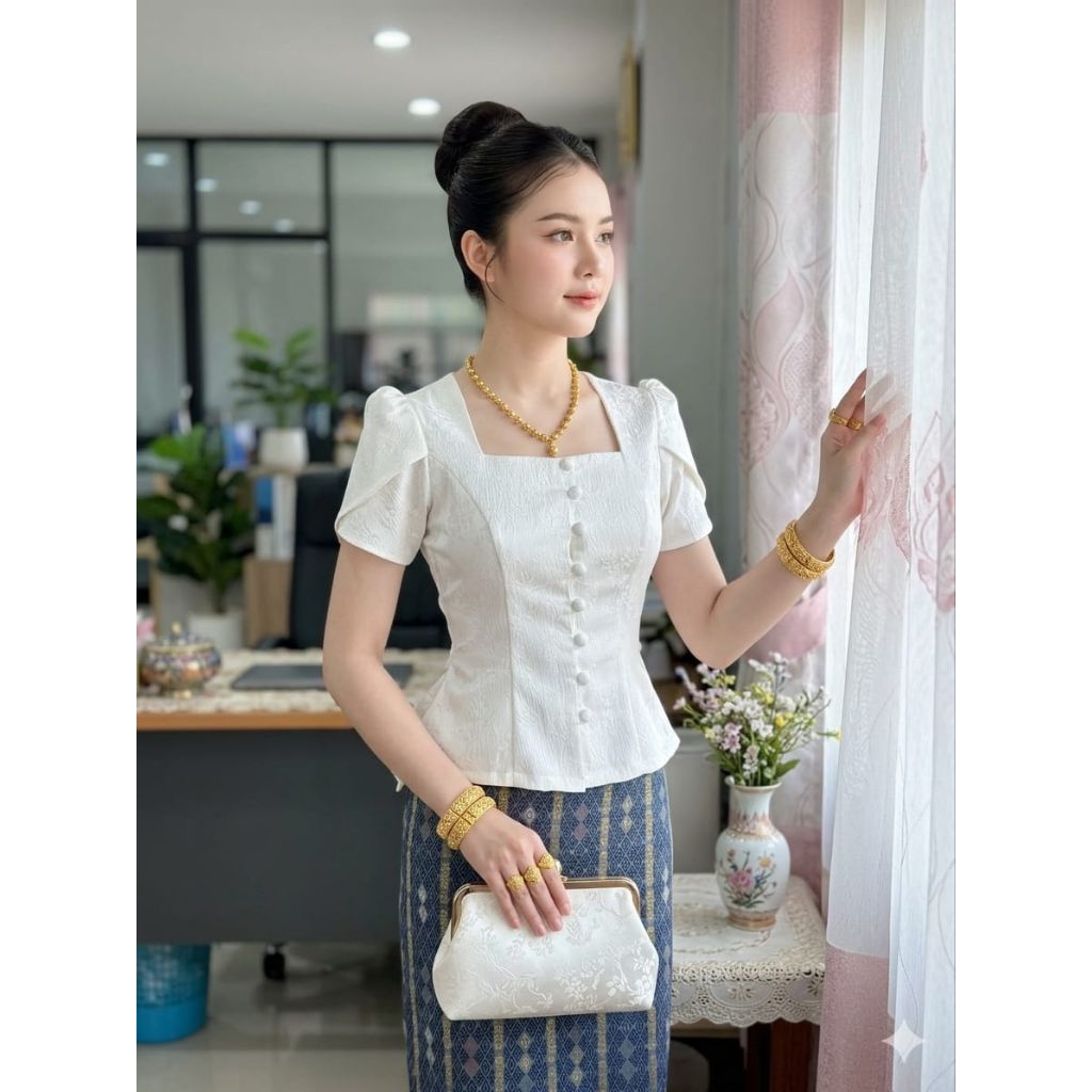เสื้อฝ้าย ดอกนูน งานสวย ตรงปก – โปรปัง