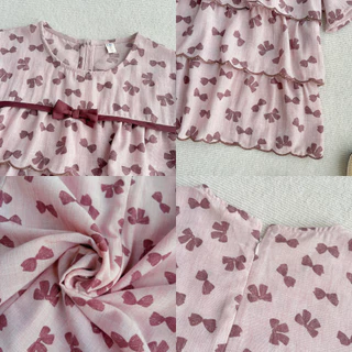 Glucoat | [A322/A867] เสื้อพิมพ์ลายโบว์สีชมพู/สีน้ำตาล คอกลม แต่งโบว์กลางอก ระบายสองชั้น ซิปหลังยาว