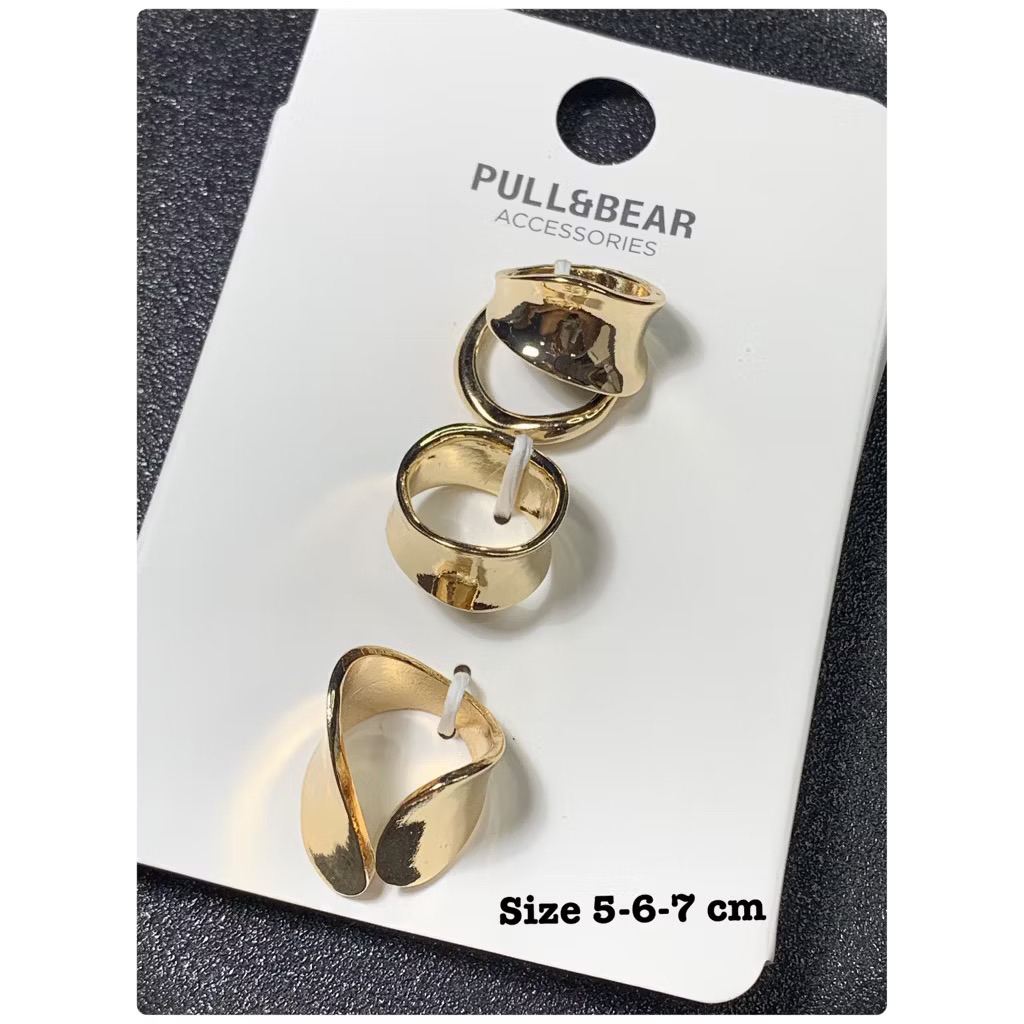 แหวน มือ1 outlet แบรนด์แท้AA15 งานฟาสแฟชั่น สำหรับแต่งตัวสนุกๆนะคะ