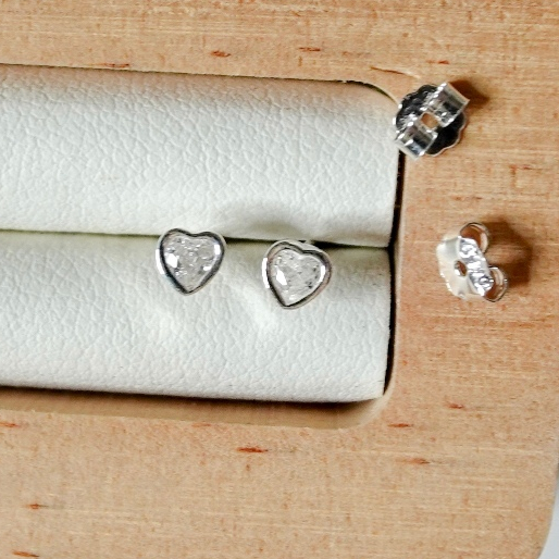 Earringsody: sody033 ต่างหูหัวใจคู่จิ๋วฝังเพชรcz ต่างหูแบบเสียบเงินแท้999 พร้อมแป้นต่างหูเงินแท้999
