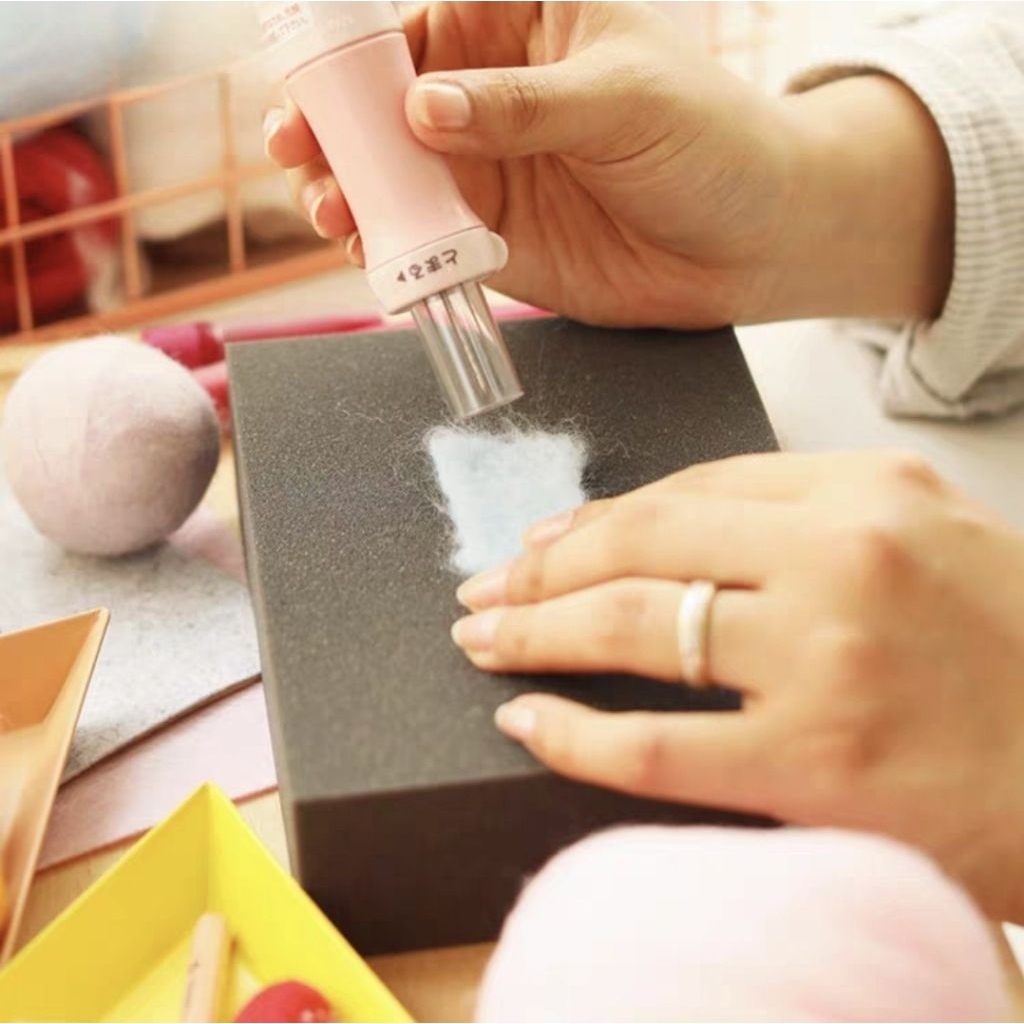 แผ่นรองปักใยขนแกะ งานเฟลท์ Needle felting (ส่งจากไทย🇹🇭)