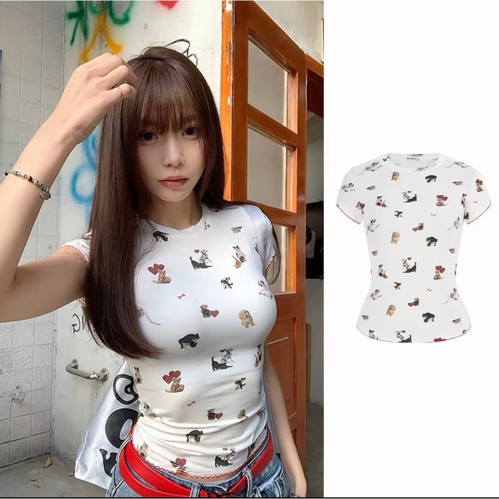เสื้อยืดทรงสลิมฟิต Moses Queen