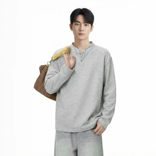 B&R เสื้อยืดแขนยาว long-sleeved T-shirt เสื้อโปโล เฮนรี่ Neckline หลวมและเรียบง่าย ปุ่มปรับ หล่อและแฟชั่น
