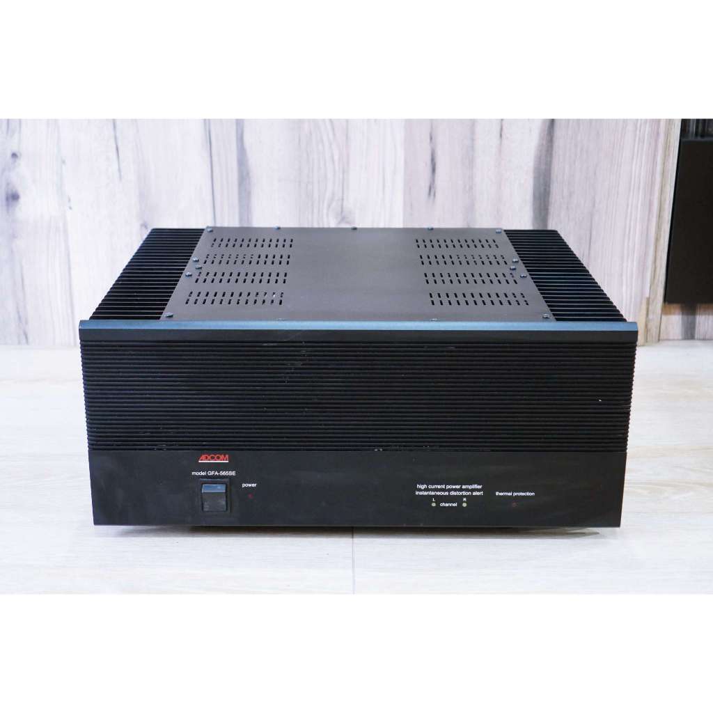 Power Amp Adcom GFA-565SE
