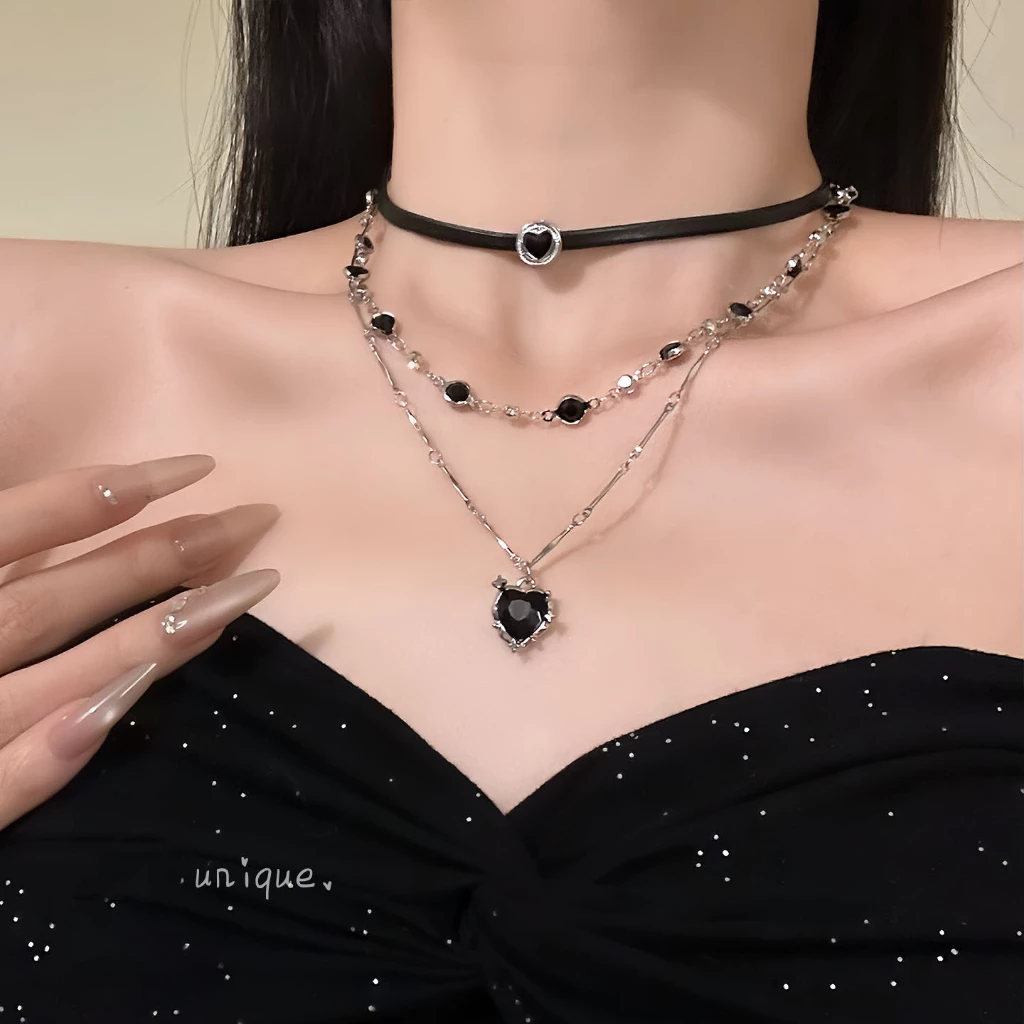 LUCKYROSE สร้อยคอกระดูกไหปลาร้าหลายเส้น หนังลายหัวใจดำ สวมซ้อนได้ สไตล์หวานเท่