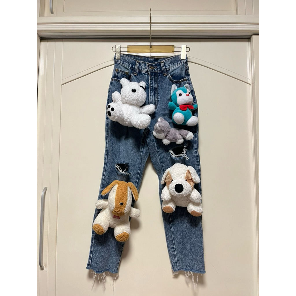 Wow Vintage jeans Z.M กางเกงยีนส์ขายาว เอว 26“ ผ้ายีนส์ สียีนส์ งาน DIY งานทำมือ สวย ไม่ซ้ำใคร