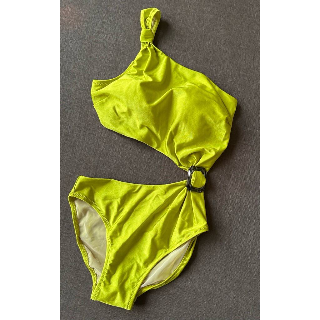 *ส่งต่อ* ชุดว่ายน้ำ Annebra💚Size L ของแท้💯