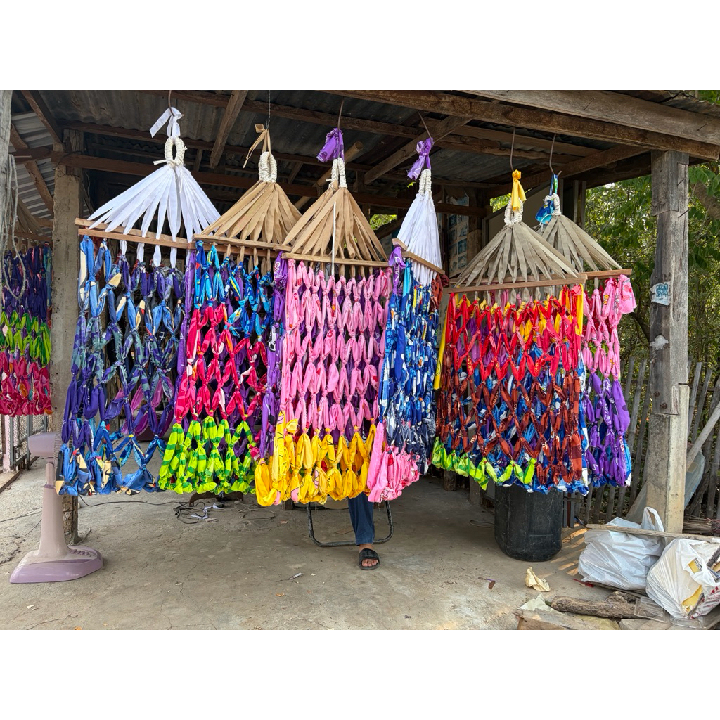 [แถมฟรีเชือกผูก]เปลญวนมีหลายสีให้เลือกถักมือทุกผืนนุ่มแน่นต้องมีติดบ้าน