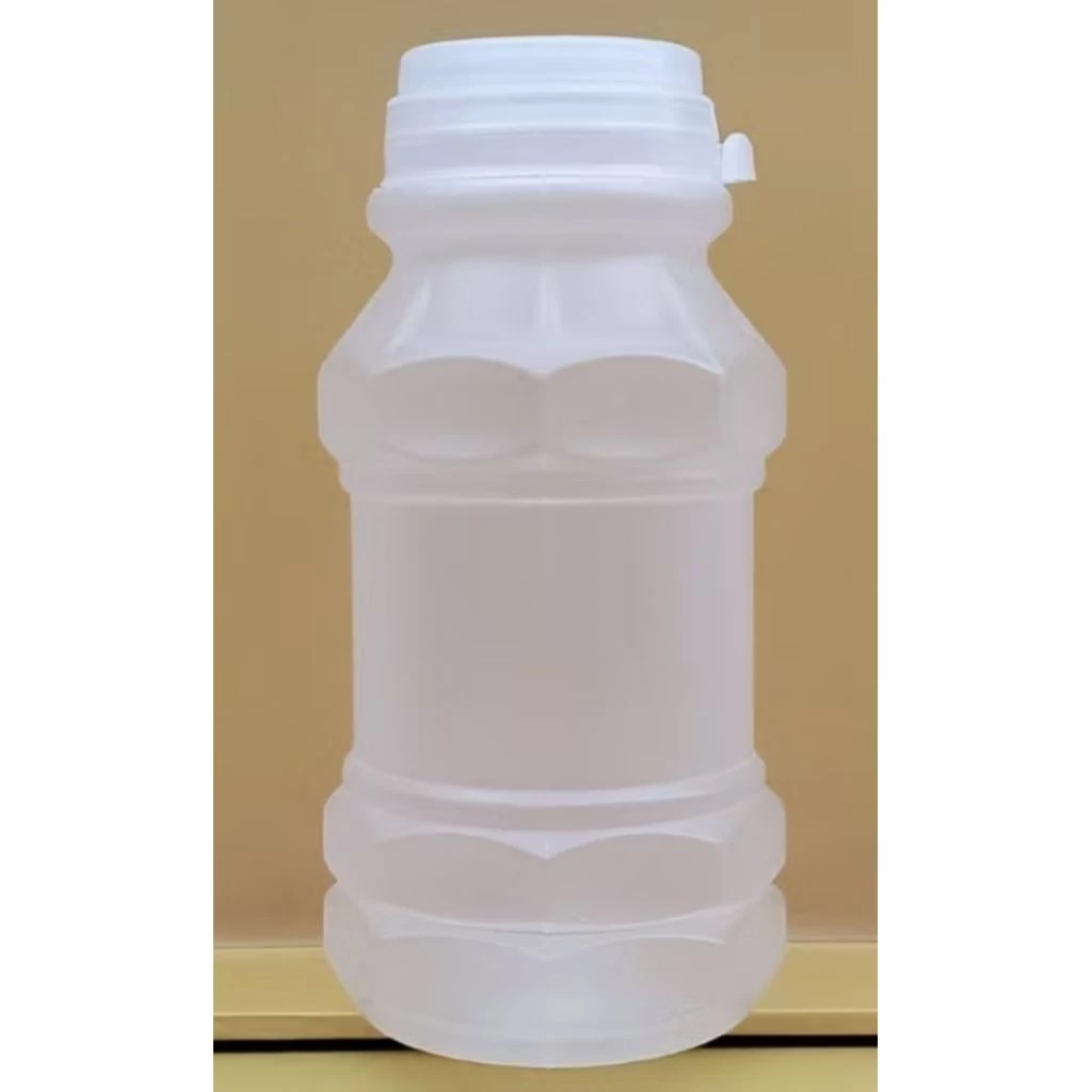ขวดน้ำพลาสติก 150 ml ปากกว้าง ลายรังผึ้ง” (ลักษณะคล้ายแกลลอนจิ๋ว มีลอนจับถนัดมือ)