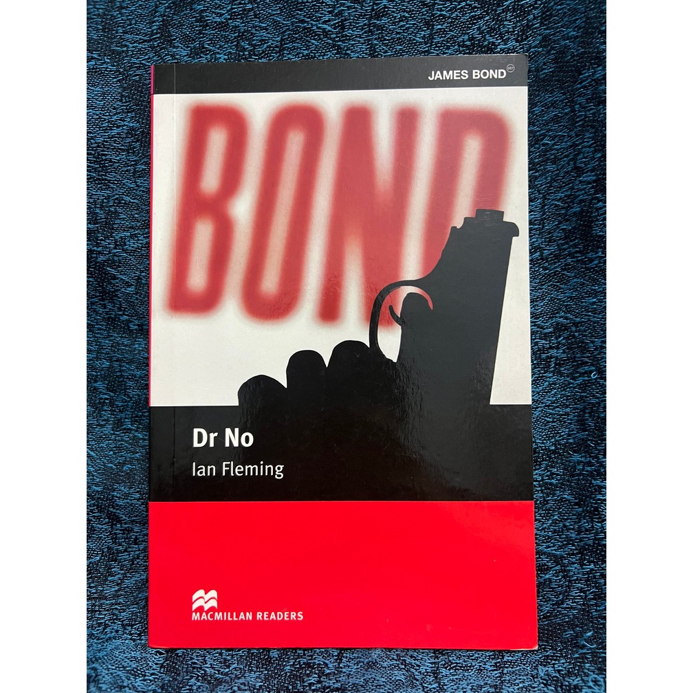 Dr No by Ian Fleming (JAMES BOND)