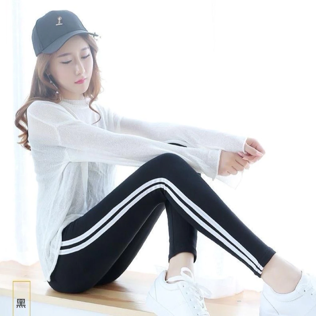 เลกกิ้งขายาว ยืดได้เยอะจริง ใส่สบาย อ้วนใส่ได้ มีแถบ 2 แถบ 2สี ดำ เทา ผ้านิ่ม แต่งแถบสองข้าง ใส่สบาย โรงงานผลิตเอง