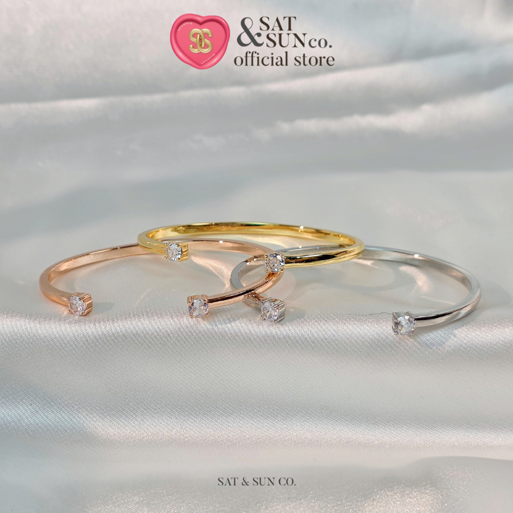 SATANDSUN Signature Bangle กำไลข้อมือประดับเพชร CZ ดีไซน์ซิกเนเจอร์ ปรับขนาดได้ 16-19 cm. มี 2 สี