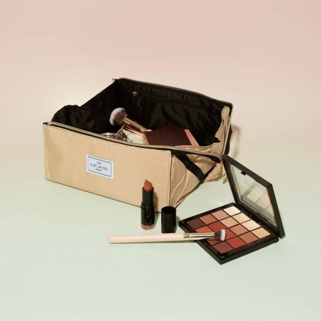 🔥🔥พร้อมส่ง🔥🔥Flat Lav Makeup Box Bag