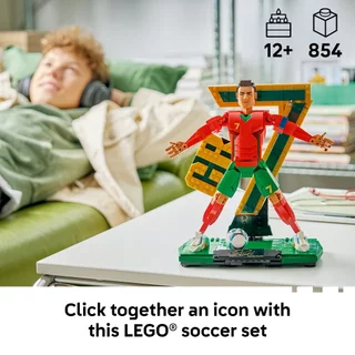 LEGO Editions Football 43016 Cristiano Ronaldo – Football Legend (854 Pieces), Building Blocks, Kids Toy