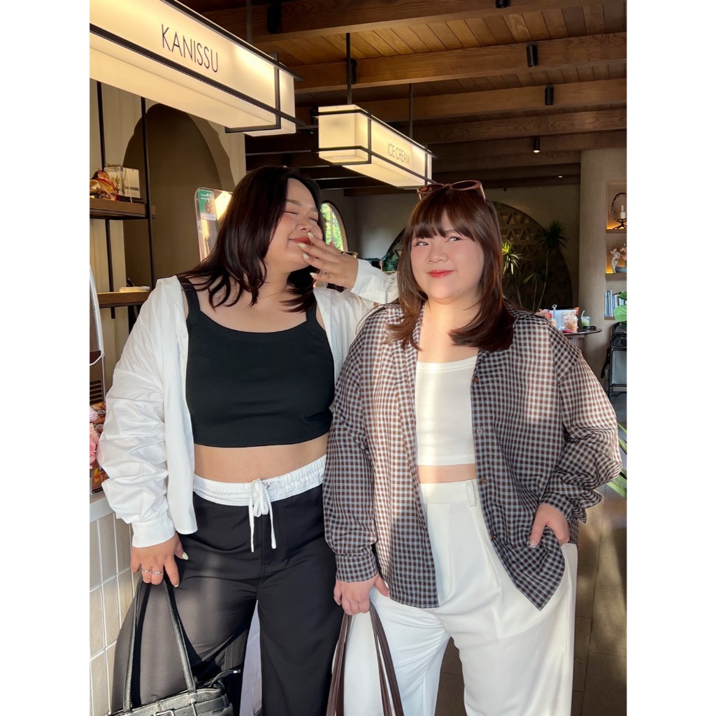CurveG Iris Shirt เสื้อเชิ้ตไอริส