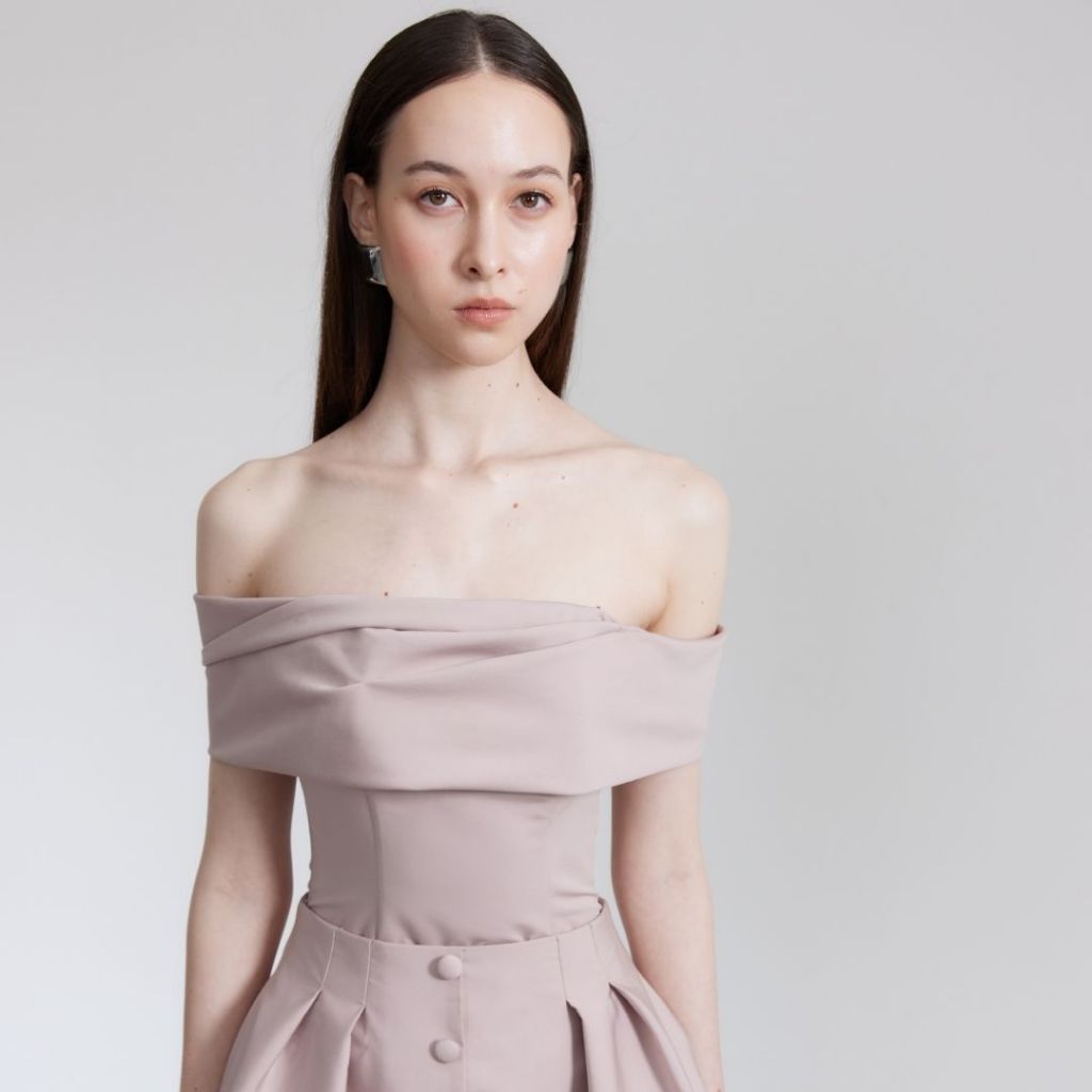 CHER’Z – SS2603 เสื้อโอบไหล่ผ้า Taffeta