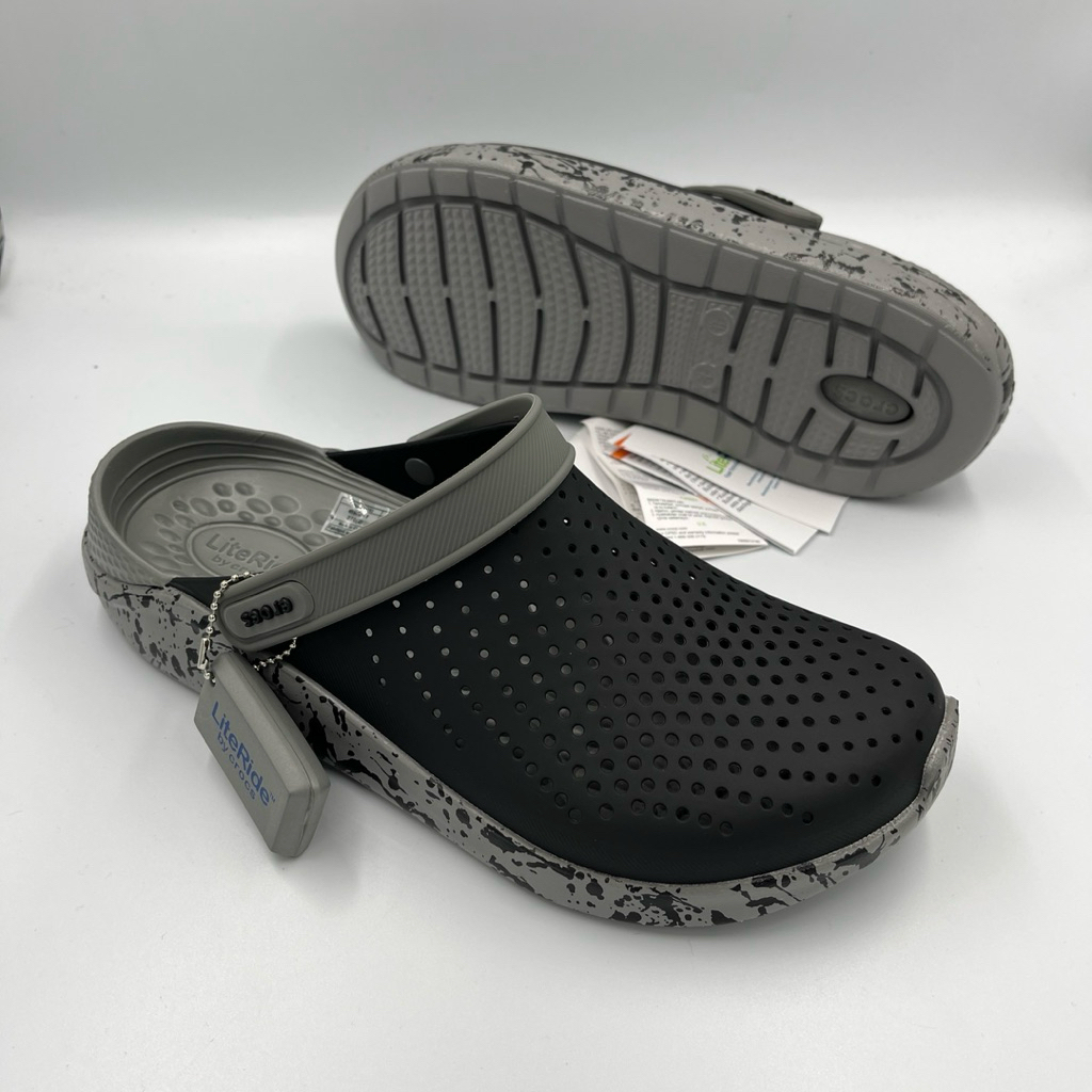 Crocs Lite Ride Clog รองเท้าแตะ แบบลำลอง เบา นิ่ม ใส่ได้ทุกเพศ