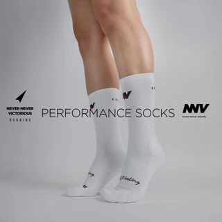 NNV Running Socks ถุงเท้าไร้ตะเข็บ ข้อยาว กระชับฝ่าเท้าไม่ดิ้น หนานุ่มฝ่าเท้าพอดี