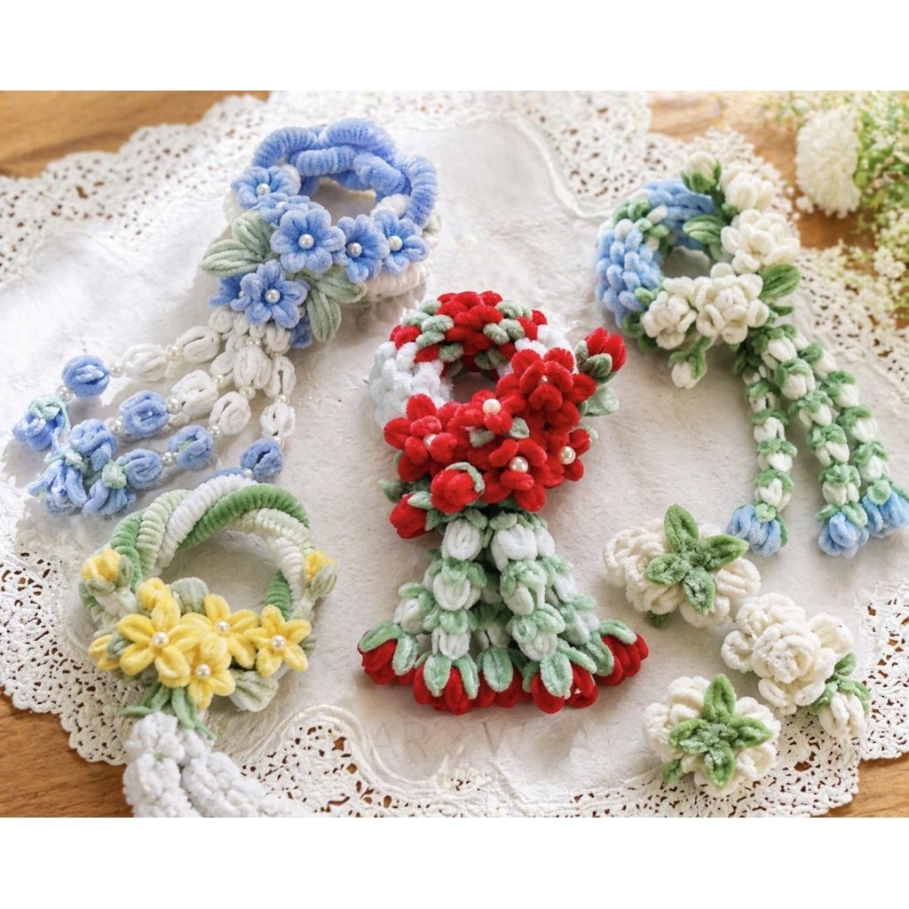 พวงมาลัยกำมะหยี่ พร้อมส่ง งานHandmade ถ่ายจากสินค้าจริง
