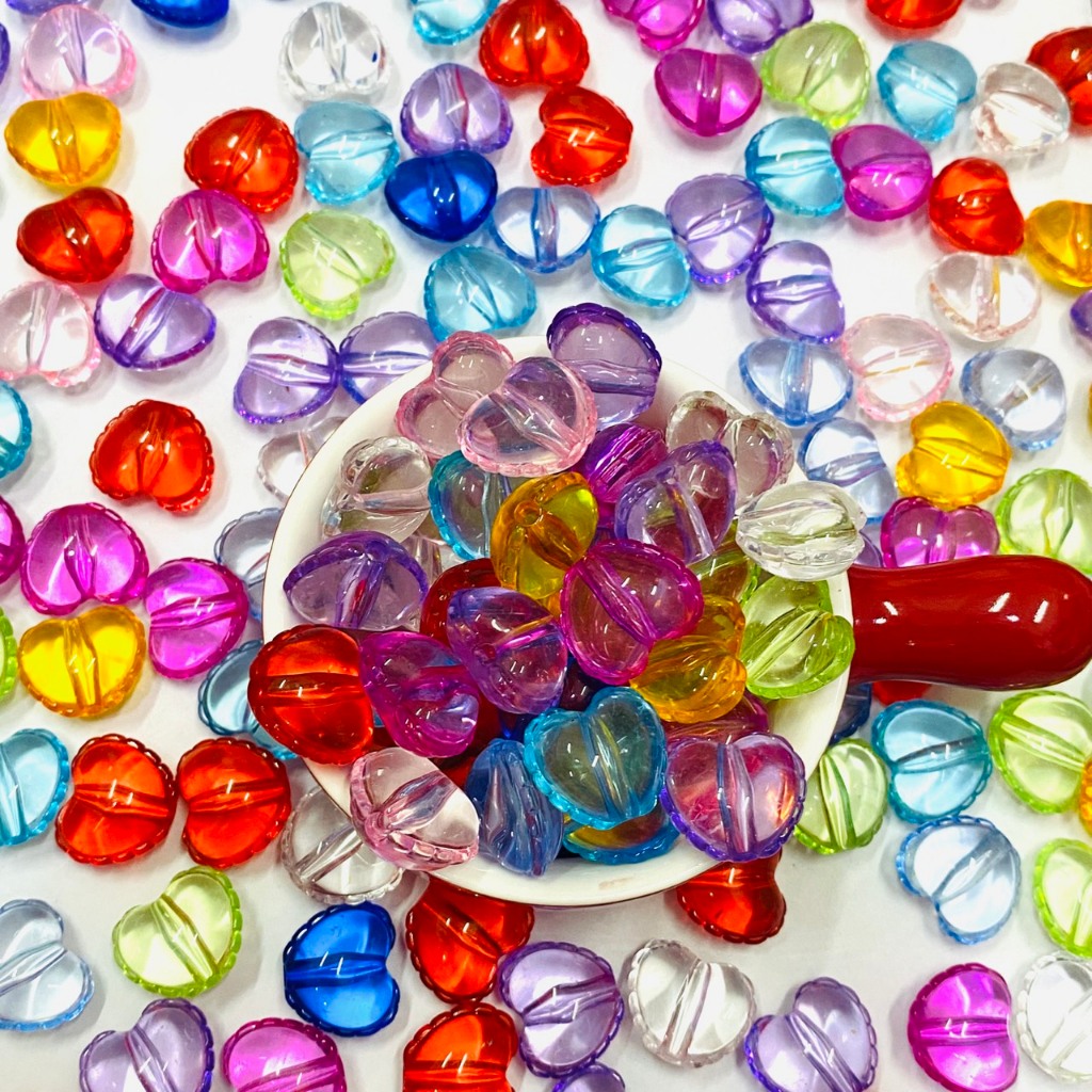 ลูกปัด สีใส ดาว โบว์ หัวใจ คระสี มีแต่แบบสวยๆให้เลือก อุปกรณ์เสริมงานฝีมือ DIY สำหรับทำเรื่องประดับต่างๆ