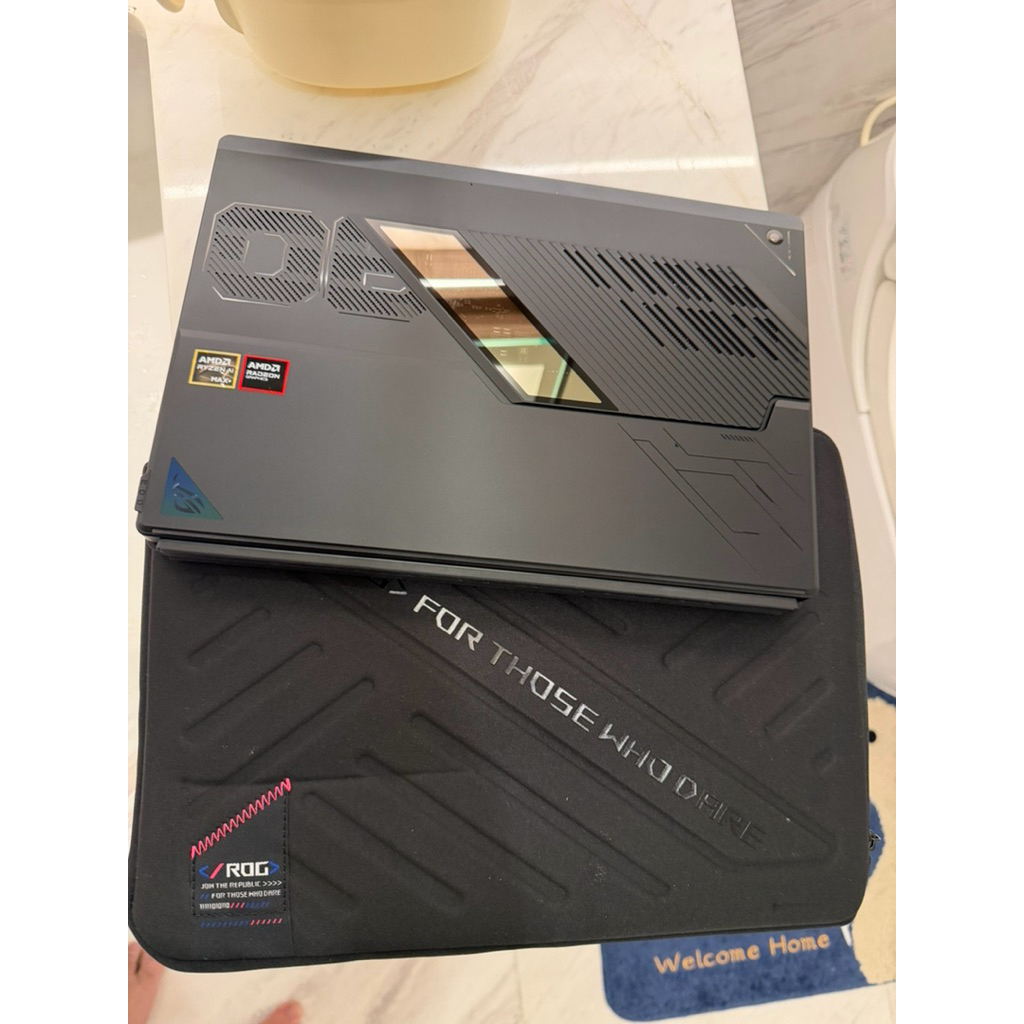 ROG FLOW Z 13 AMD Ryzen MAX+ 395