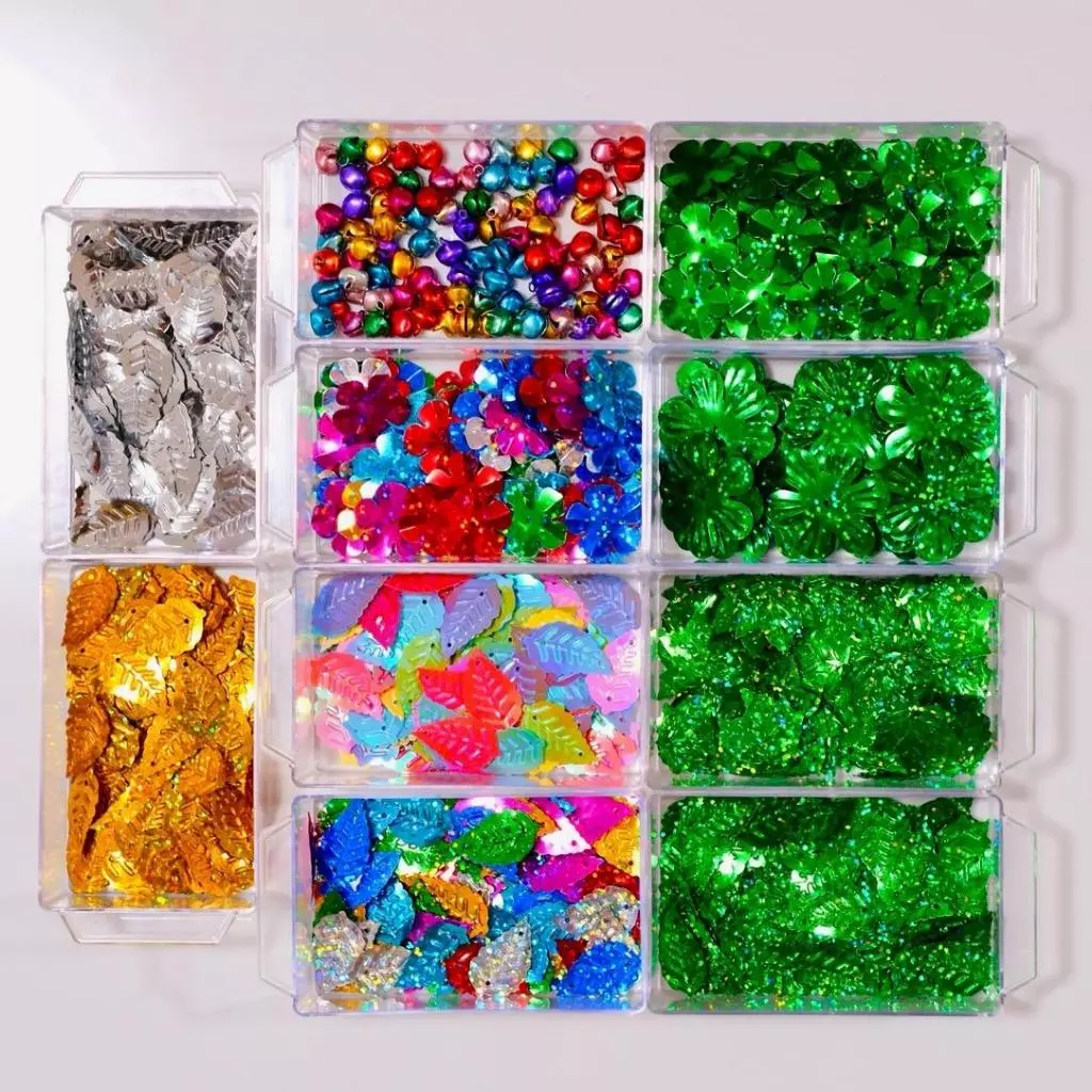 ใบไม้ ใบเลื่อม ใบส้ม ใบมังคุด ใบมะพร้าว กระพรวน ใบไม้พาสเทล ปกรณ์ตกแต่ง DIY 200 ชิ้น