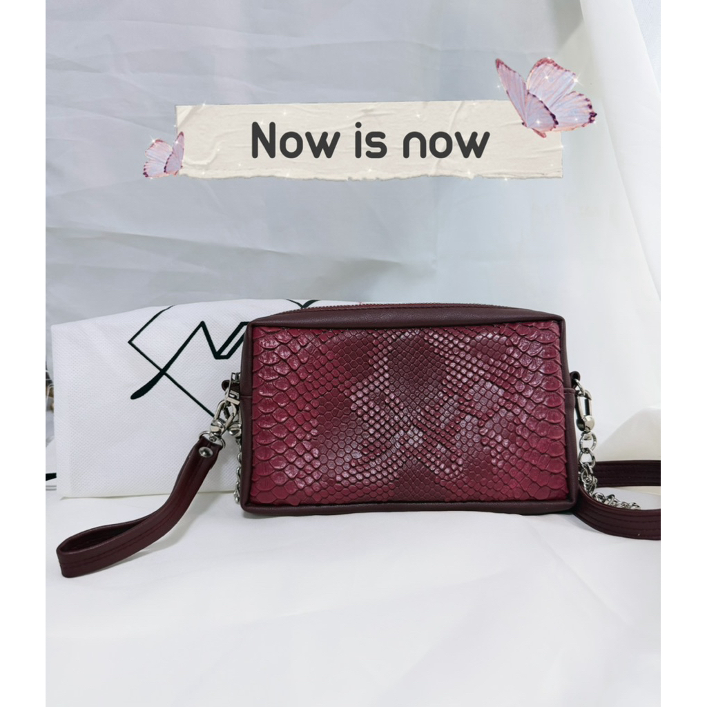 Now is now กระเป๋าสะพายไหล่ เล็ก (Used)