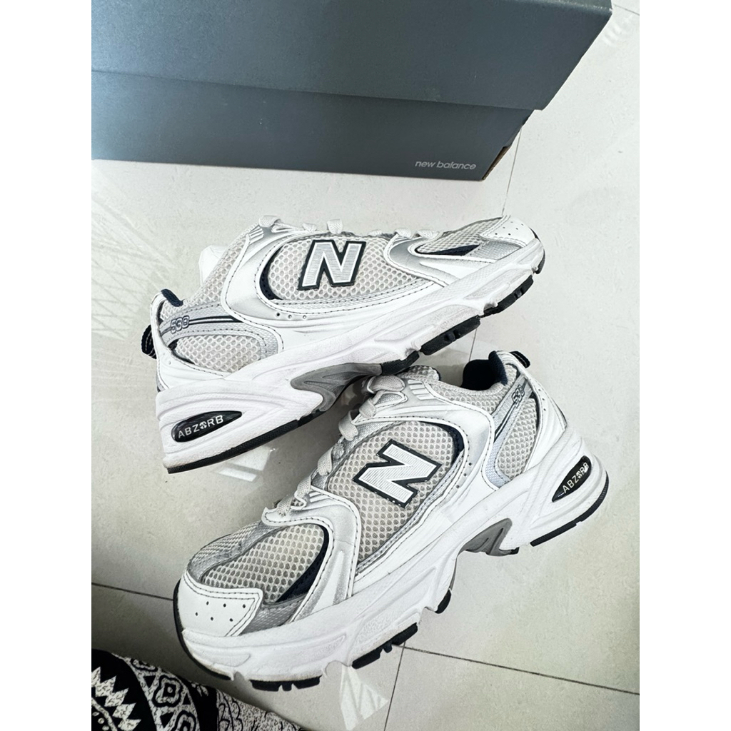 ส่งต่อ new balance 530 SG size 22 cm