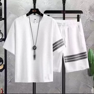 เสื้อทีเชิร์ตชุดคู่ (เสื้อ+กางเกงขาสั้น) ยืดคอกลม ผู้ชาย สไตค์ เกาหลี สวมใส่สบาย เนื้อผ้าอย่างดี ผลิตอย่างดี