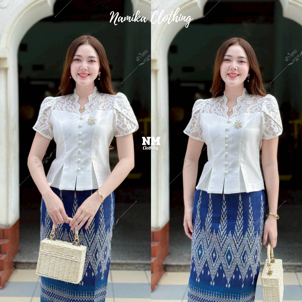 เสื้อไหมสี่เส้น ชายระบาย แต่งลูกไม้ คอวี แขนกลีบบัว งานเข้ารูปทรงสวย ใส่ไปงานบวช งานบุญสวยมาก