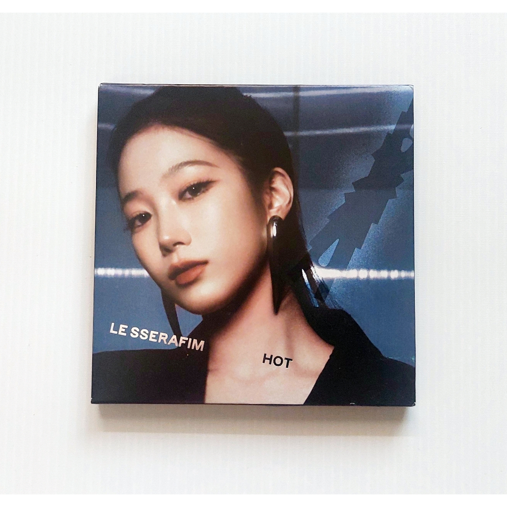 อัลบั้ม LE SSERAFIM - HOT Album เวอร์ COMPACT ปก Kazuha แกะแล้ว พร้อมส่ง ไม่มีการ์ด CD Kpop คาซึฮะ