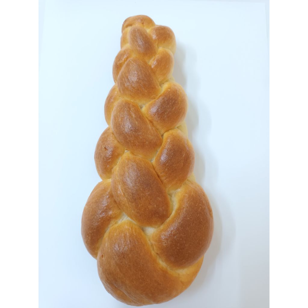 Butter bread 55 grams/ขนมปังเนยรูปทักผมเปีย 55 กรัม