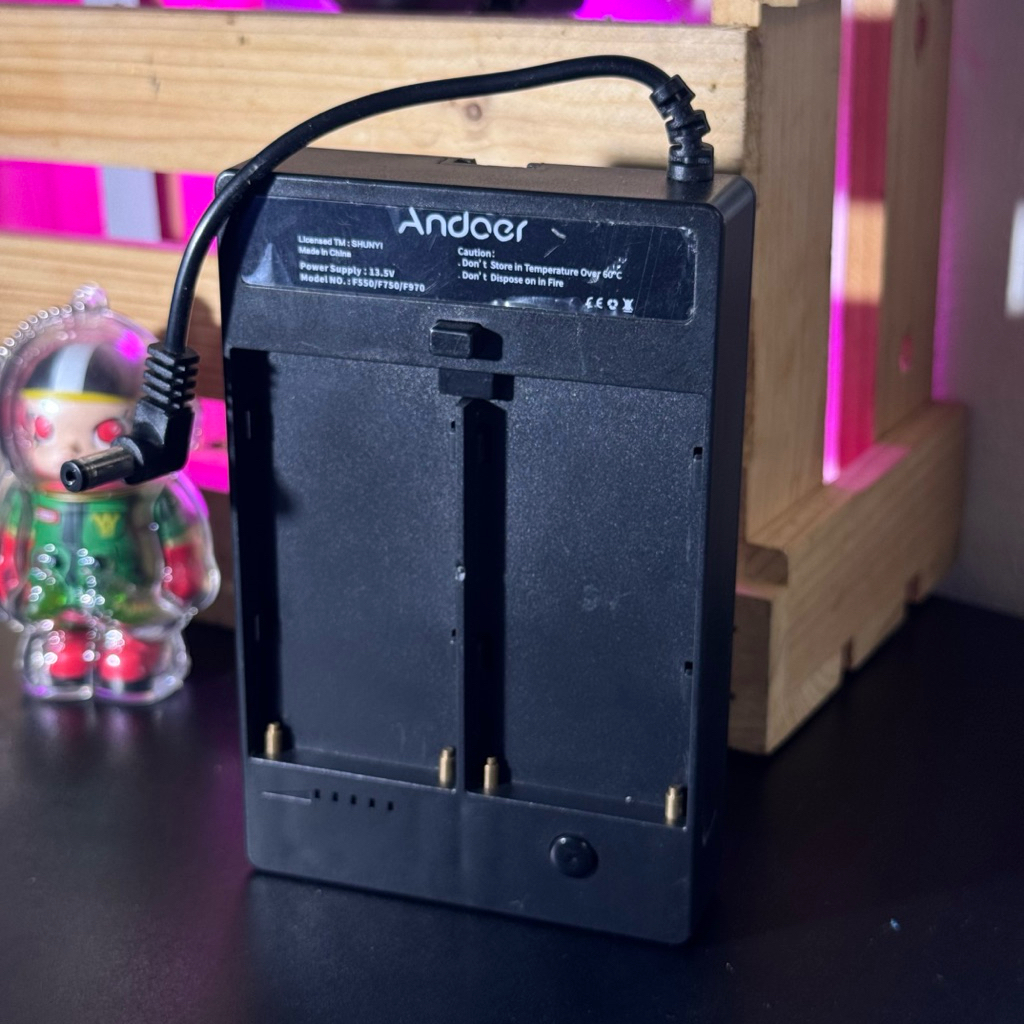 [Dual Slot] Andoer Battery Plate สำหรับแบต Sony NP-F550/F750/F970 พร้อมสาย DC Out