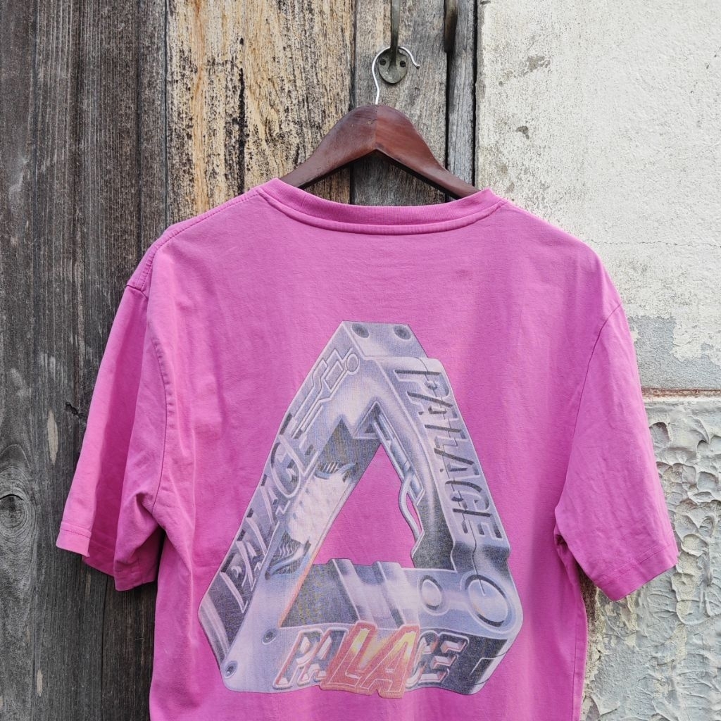 เสื้อยืดมือสอง แนวสเก็ต PALACE Skateboards.🛹
