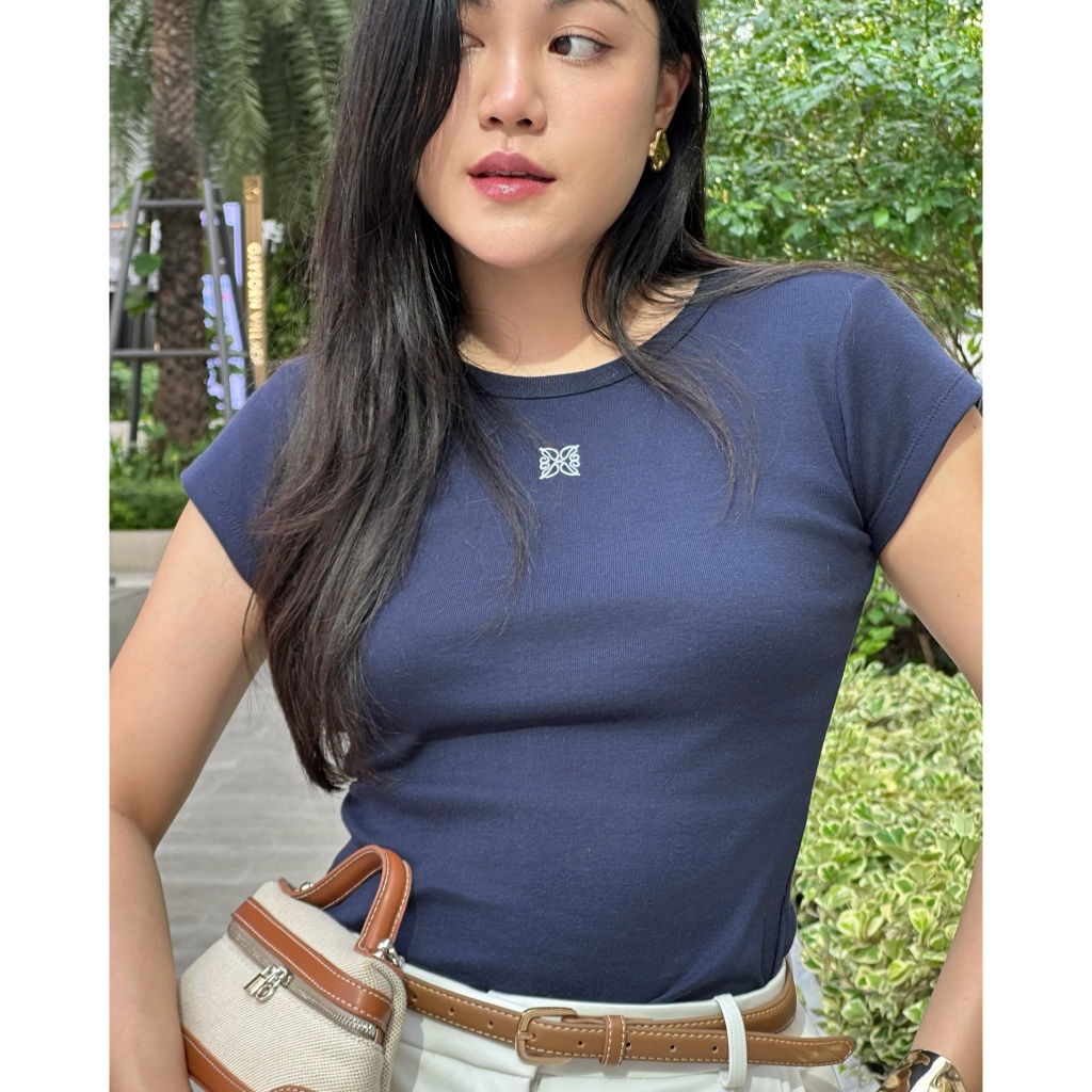 RAVii Essentials - Baby Tee
