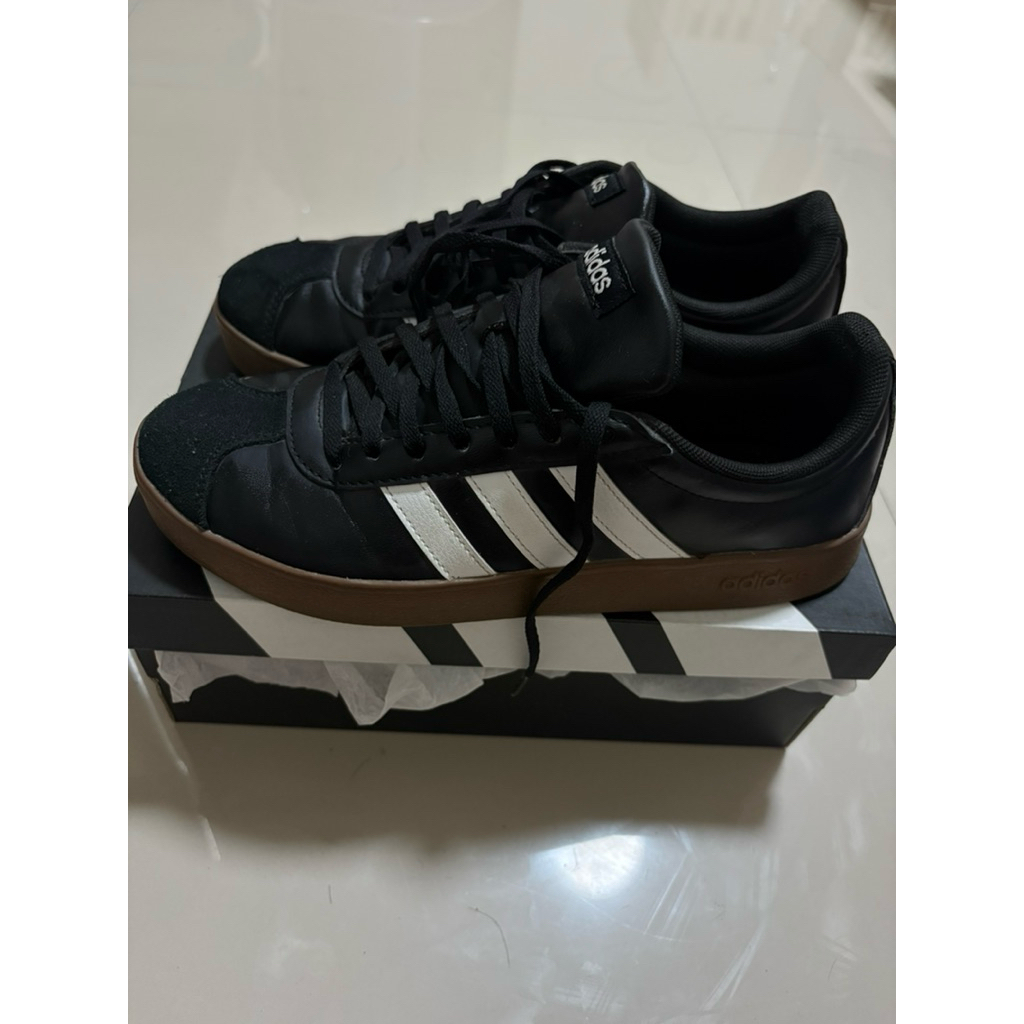 adidas vl court base