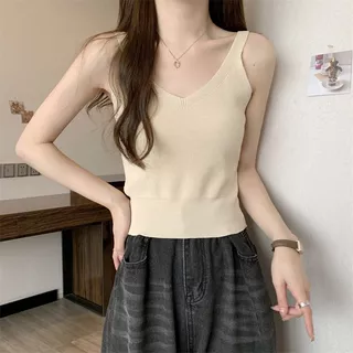พร้อมส่งในไทย** เสื้อไหมพรมสายเดี่ยว สีพื้นสีสุภาพ ใส่ลำลองได้ Y327