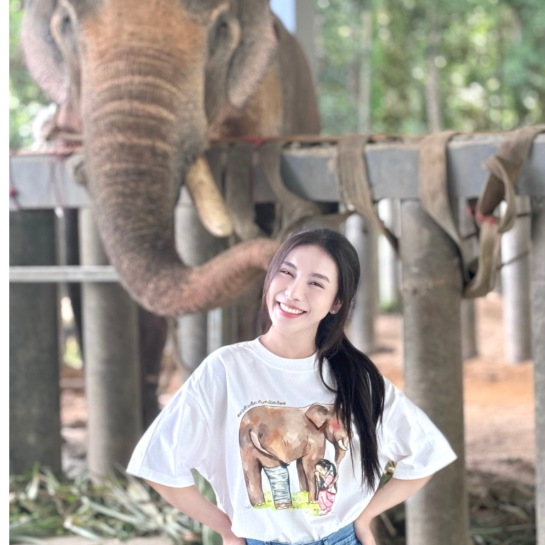เสื้อ Oversize  สกรีนลาย "ลายพี่เดียว ช้างขาหัก"