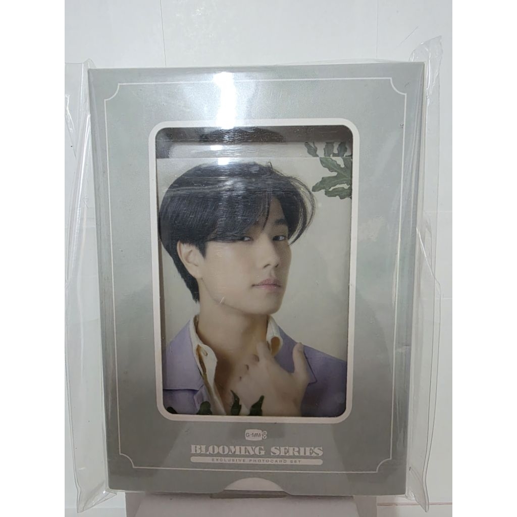 **พร้อมส่ง***มินิการ์ดภูวินทร์ PHUWIN | BLOOMING SERIES EXCLUSIVE PHOTOCARD SET