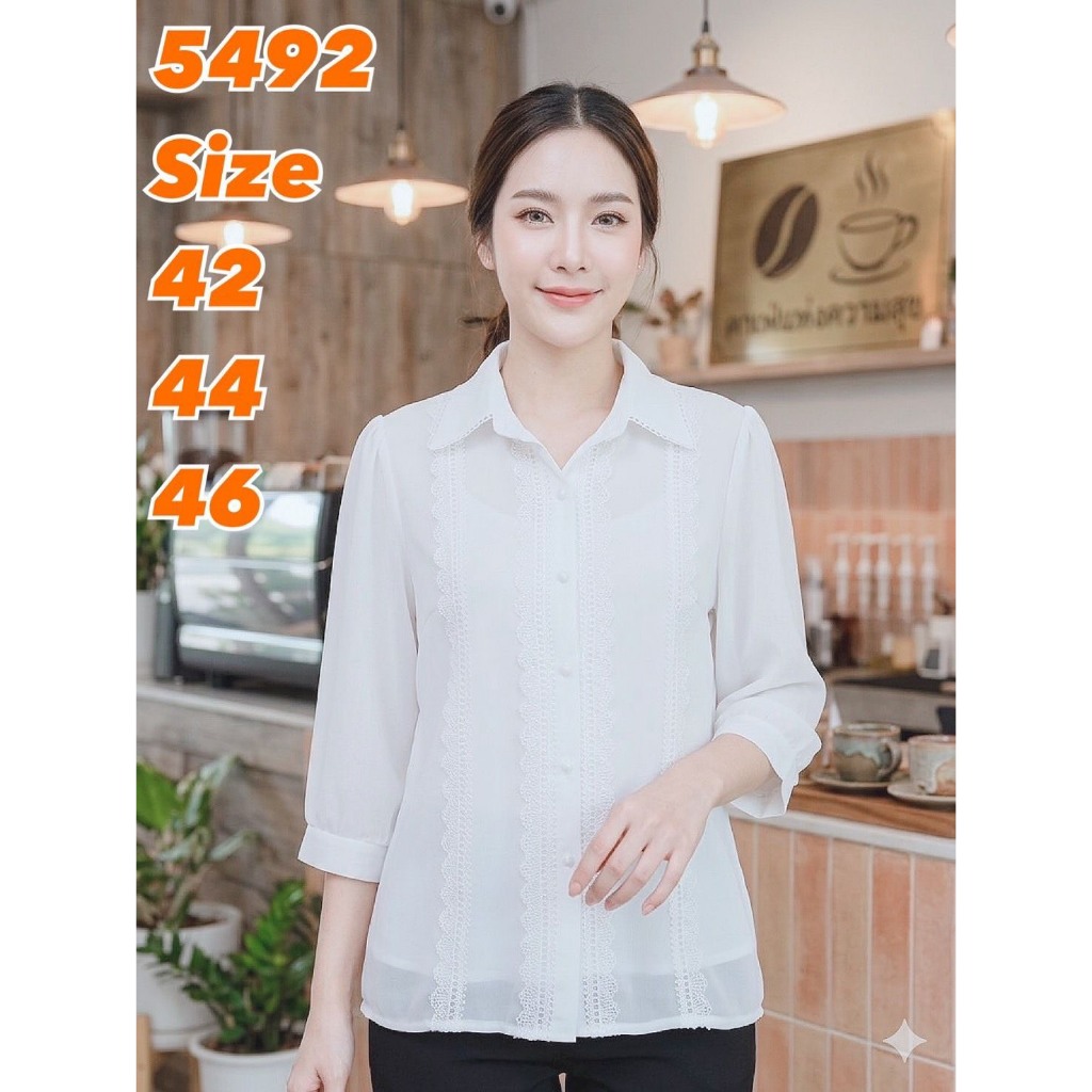 เสื้อชีฟองผ้าพื้นแขนสามส่วน👆มีให้เลือกหลายแบบ สีขาวล้วน รอบอก 42"44"46"48"50" มีซับใน ใส่สบายมากค่ะ Yafag